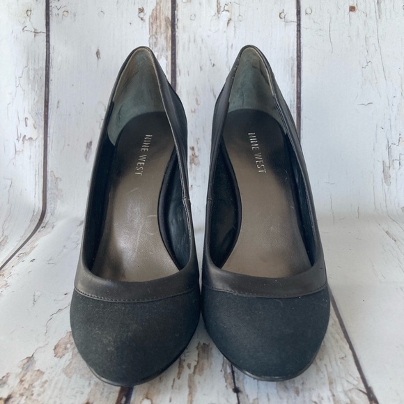 Nine West Black Pumps Size 6M - Picture 4 of 10